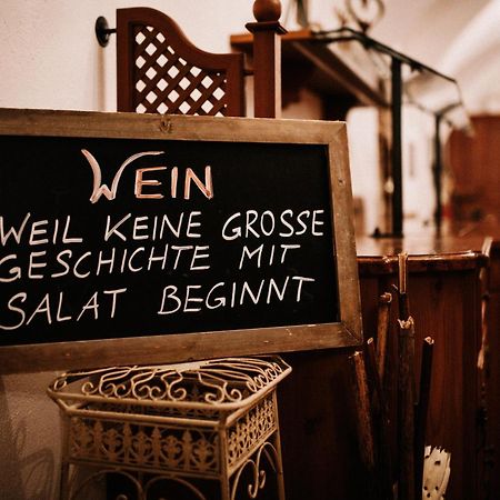 Hotel - Wirts'Haus "Zum Schweizer" โลเฟอร์ ภายนอก รูปภาพ