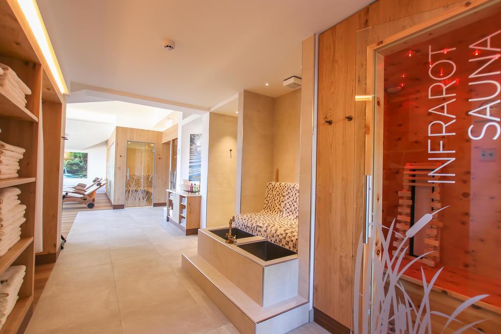 Hotel - Wirts'Haus "Zum Schweizer" โลเฟอร์ ภายนอก รูปภาพ